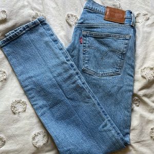 NWOT Levi’s Jeans